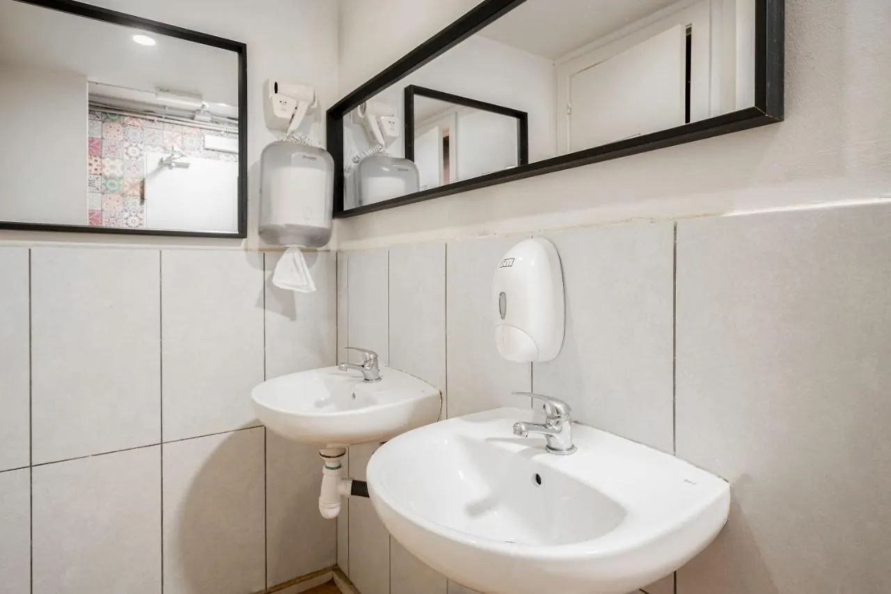 Hostel Casa Barcelo Camp Nou Barcelona L'Hospitalet de Llobregat Španělsko