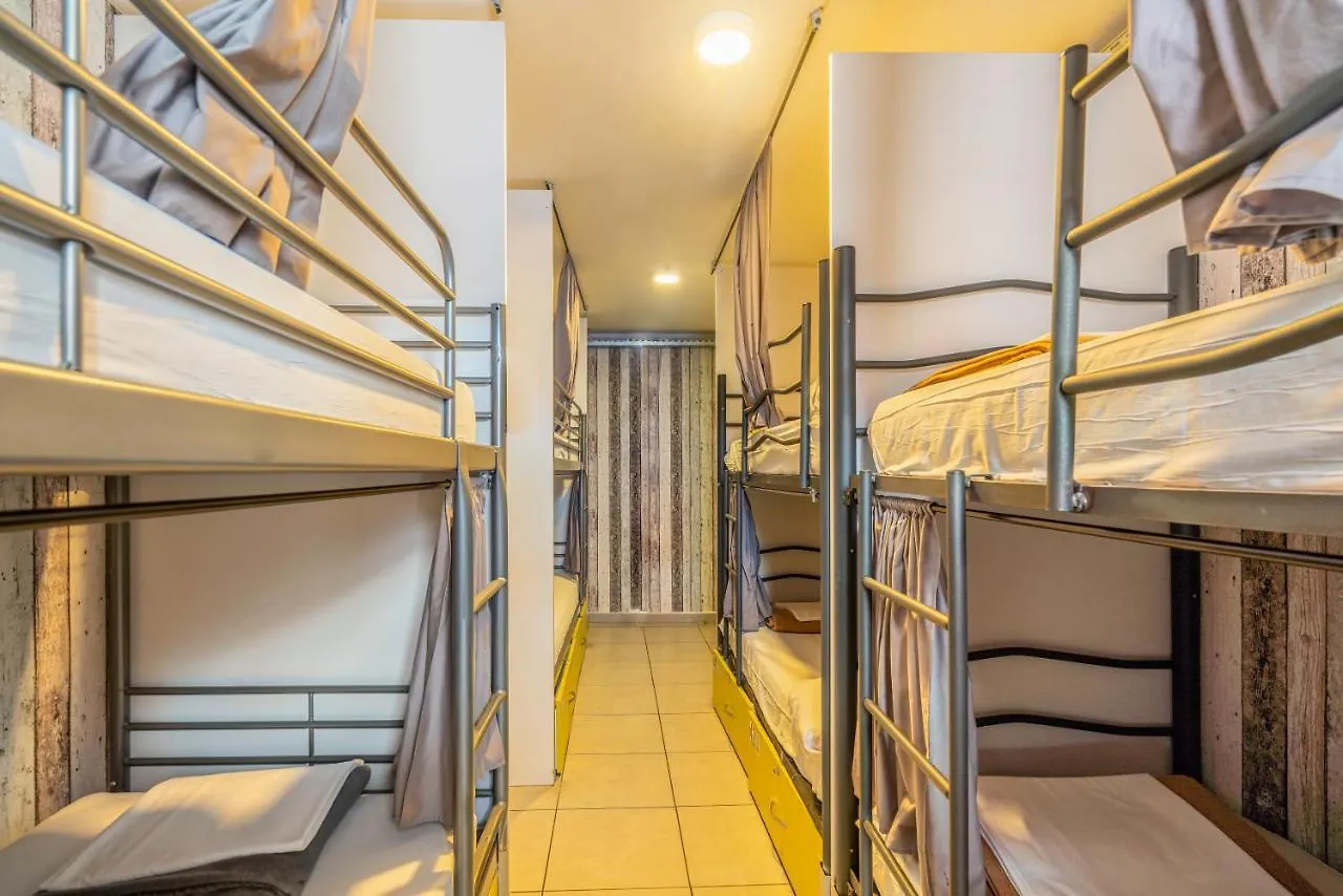 Hostel Casa Barcelo Camp Nou Barcelona L'Hospitalet de Llobregat
